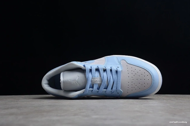 1 DC0774-050 Blue University Jordan (W) Low 1117